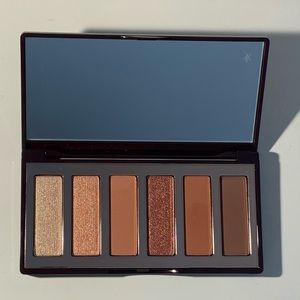 Charlotte Tilbury Easy Palette in Darling Palette